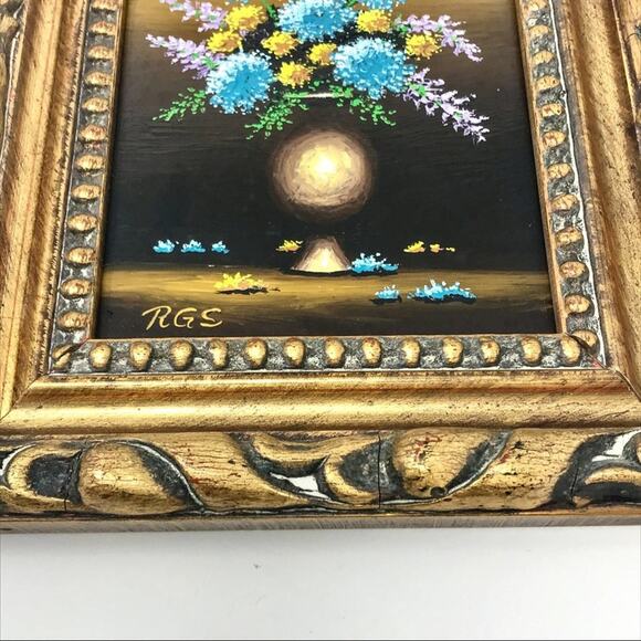 Blue Chrysanthemums Detailed Floral Painting with Vase by Roy Swanson - Picture 10 of 14